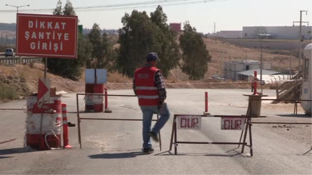 Gaziemir İlçesinde Yapımı Süren İzmir Yeni Fuar Alanı İnşaatı, Yapılan Denetimlerde İşçi Güvenliği...