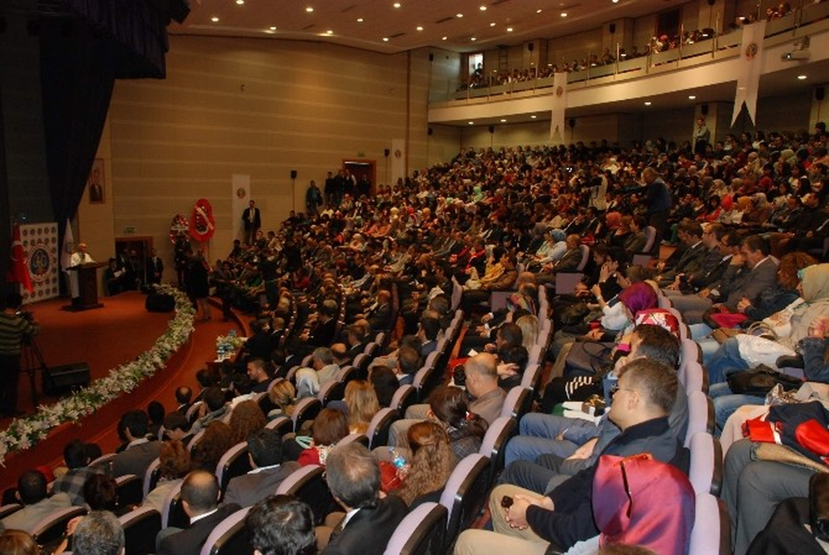 Goü\'de Akademik Yıl Açılışı