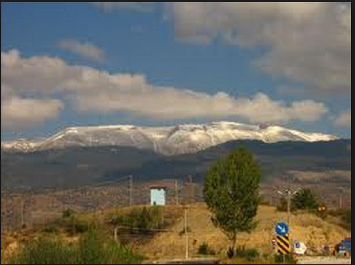 Ilgaz Dağına Mevsimin İlk Karı Düştü