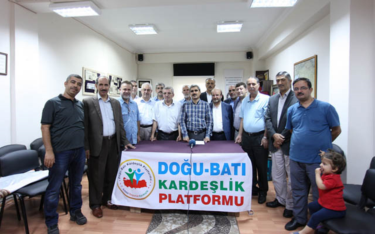 \'Irak ve Suriye\'deki Olaylar İslami Esaslara Aykırıdır\'