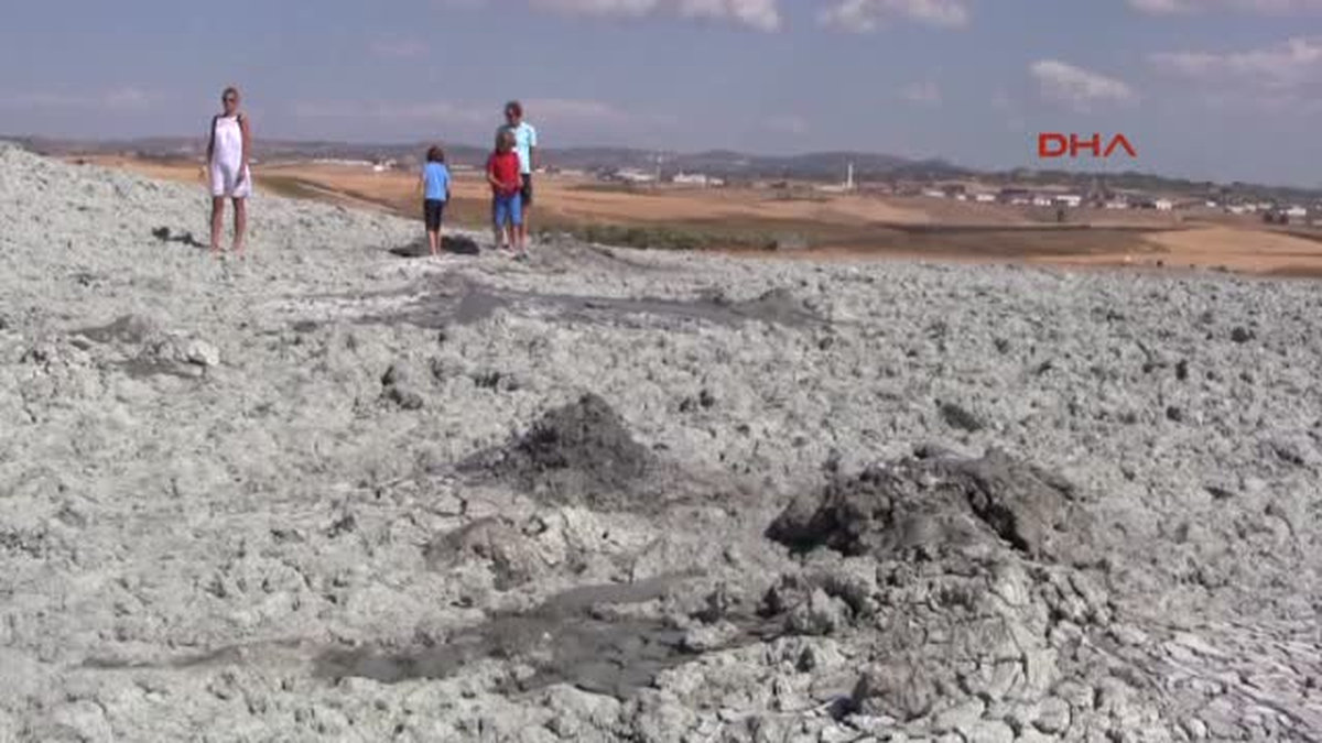 İtalya?da Mini Volkan Dehşeti: İki Çocuk Öldü