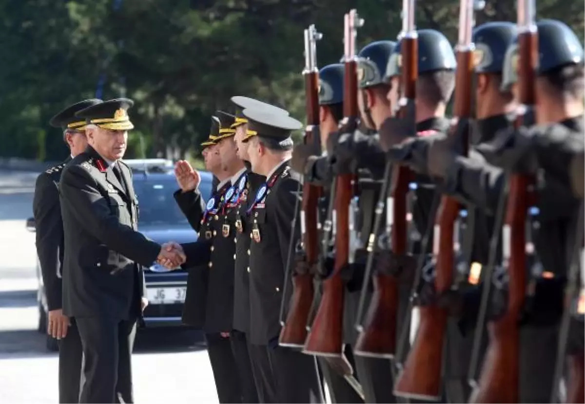 Jandarma Havacılık Komutanlığı İlk Mezunlarını Verdi