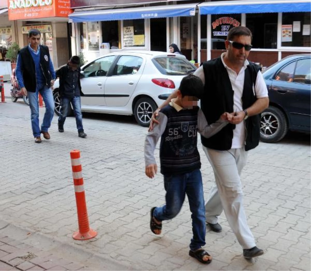 PKK Gösterisinde 2 Kişinin Ölümüne Neden Olanlar, Mobese Görüntüsünden Saptanacak