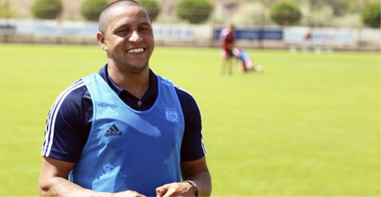 Roberto Carlos\'un "Vazgeçilmez Beşlisi"