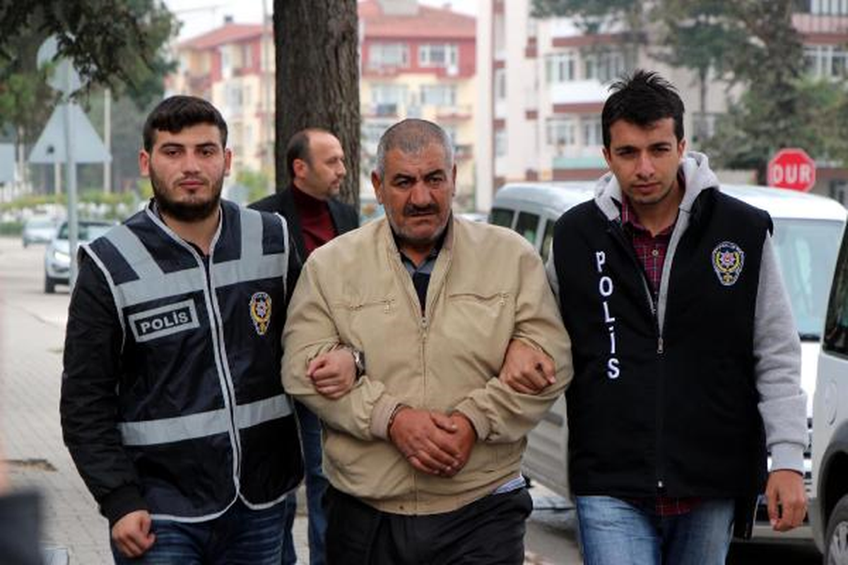Temizleme Bahanesiyle Cüzdanları Çaldılar