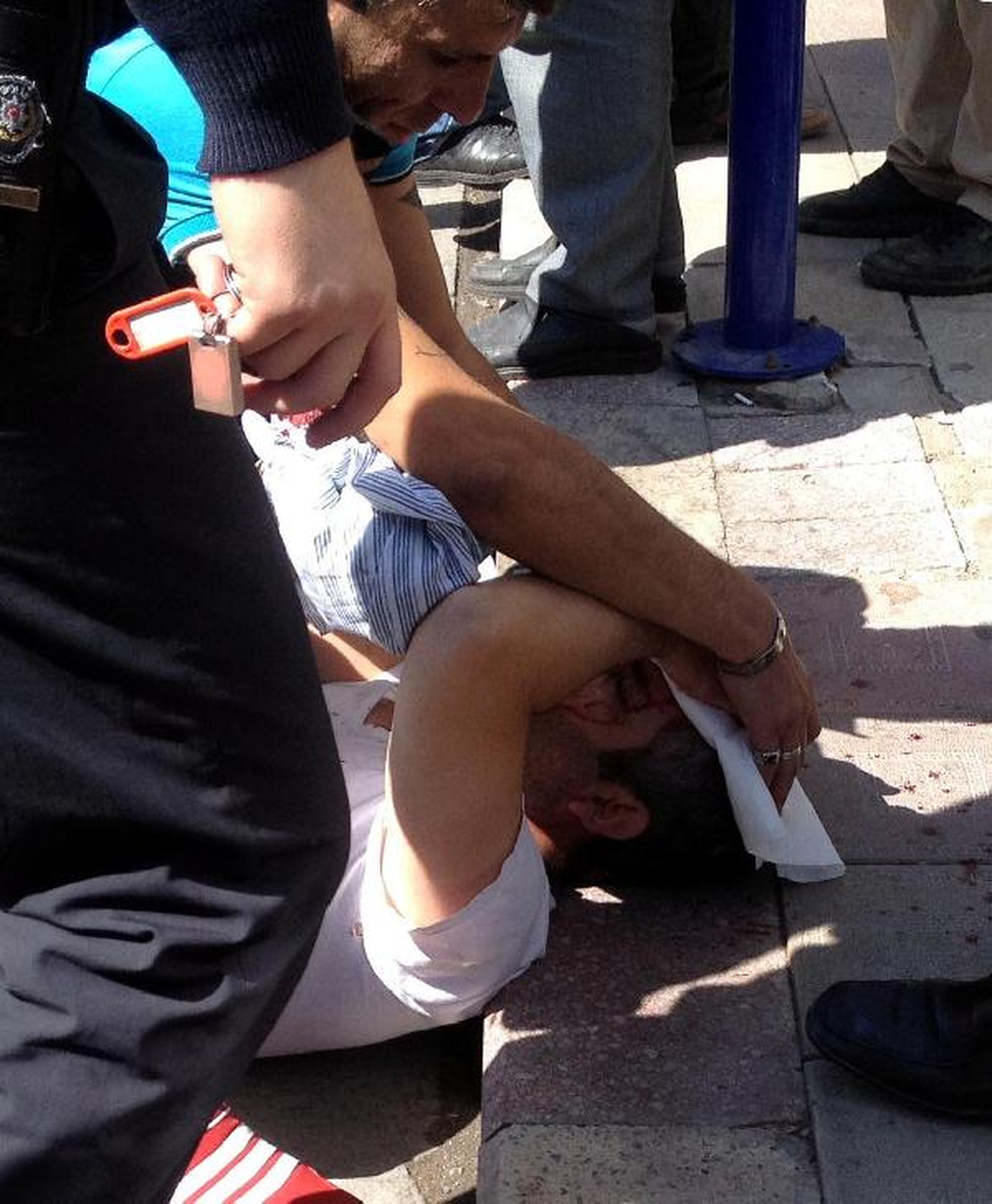 Trafikte Tartıştığı Sivil Polisi Sopayla Yaraladı