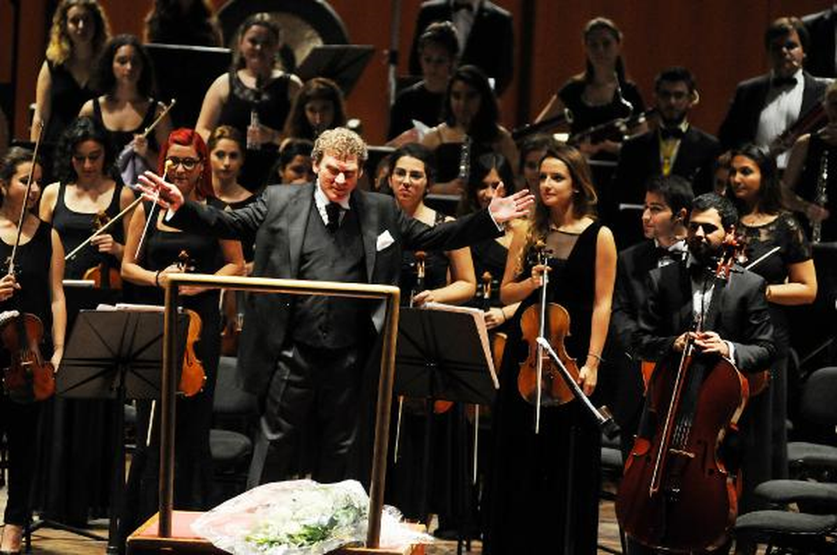 Türk Genç Müzisyenler Roma\'da Ayakta Alkışlandı