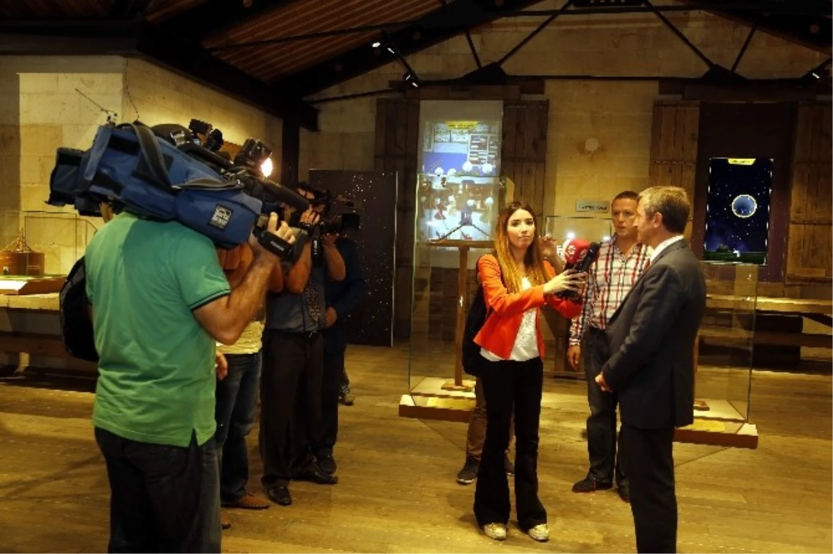 Ulusal ve Yerel Medya Temsilcileri İslam Bilim Tarihi Müzesi\'ni Gezdi