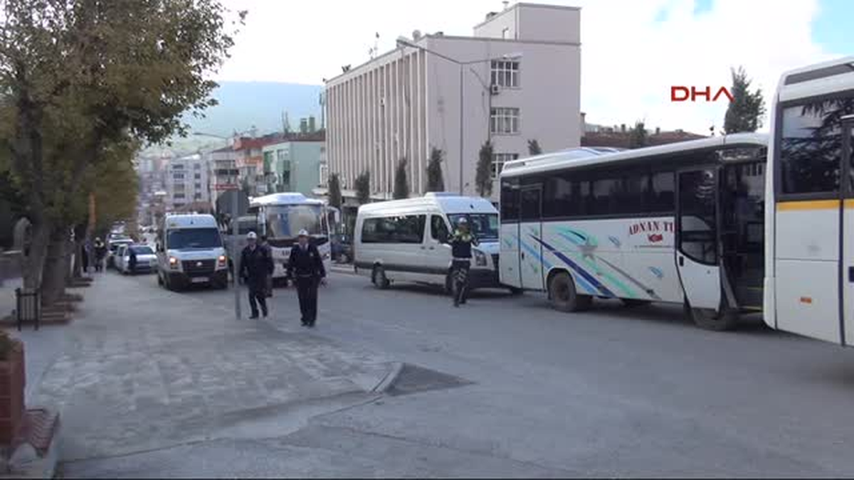 Yozgat Trafik Cezalarından Bunalan Servisçiler Yol Kapattı
