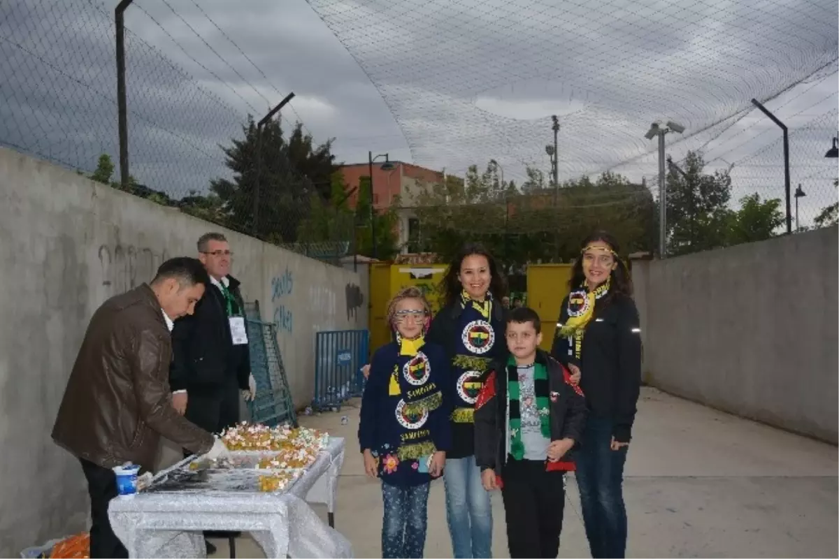 Zeytin Memleketinde, Zeytin Tadında Futbol İçin