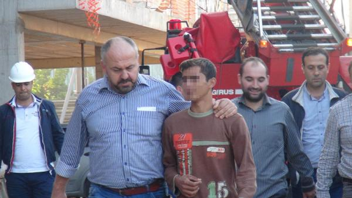 Bursa'da 16 Yaşındaki Aşık, Sevgilisini Göremeyince İntihara Kalkıştı