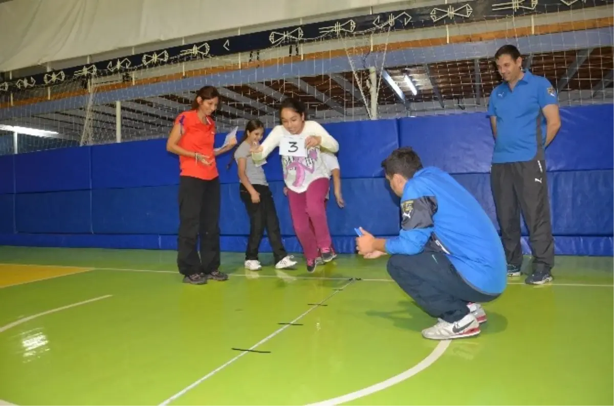 Akhisar Geleceğin Sporcuları İçin Harekete Geçti