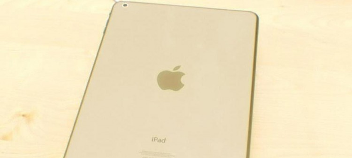 Apple\'dan İpad Tablet Serisine Altın Renkli Model