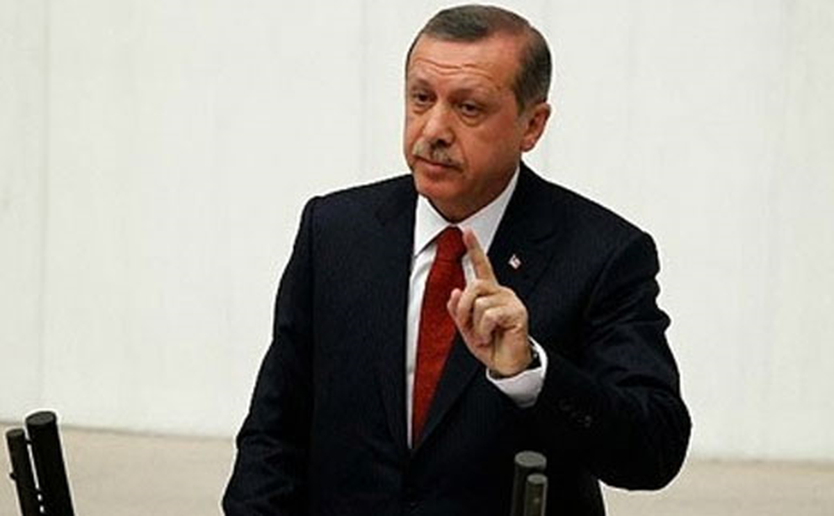 "Başörtü"yü Duyunca Meclisi Terkettiler