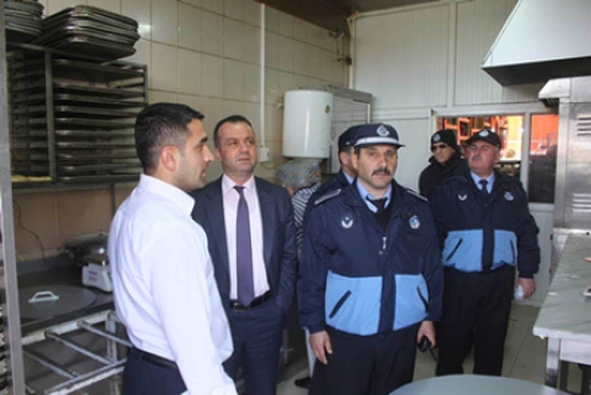 Beyşehir\'de Zabıtalardan Bayram Öncesi Denetim