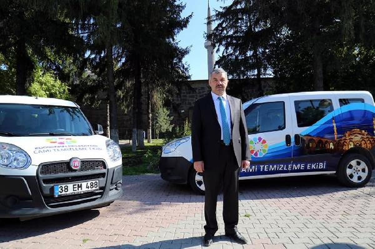Camilerde Bayram Temizliği