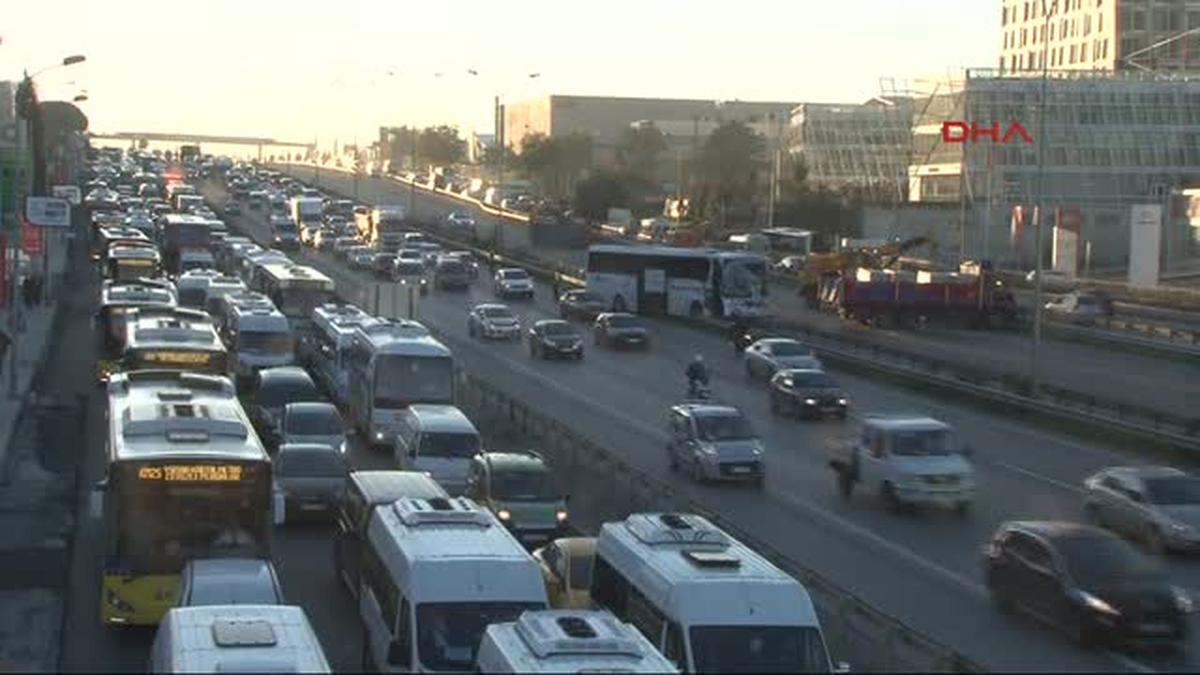 D 100 Karayolu 3,5 Saat Sonra Açıldı