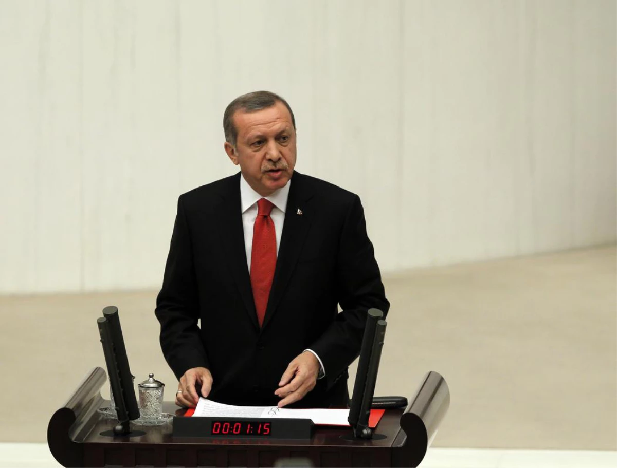 Erdoğan İlk Kez \'Cumhurbaşkanı\' Sıfatıyla Meclis Açılışında Konuştu