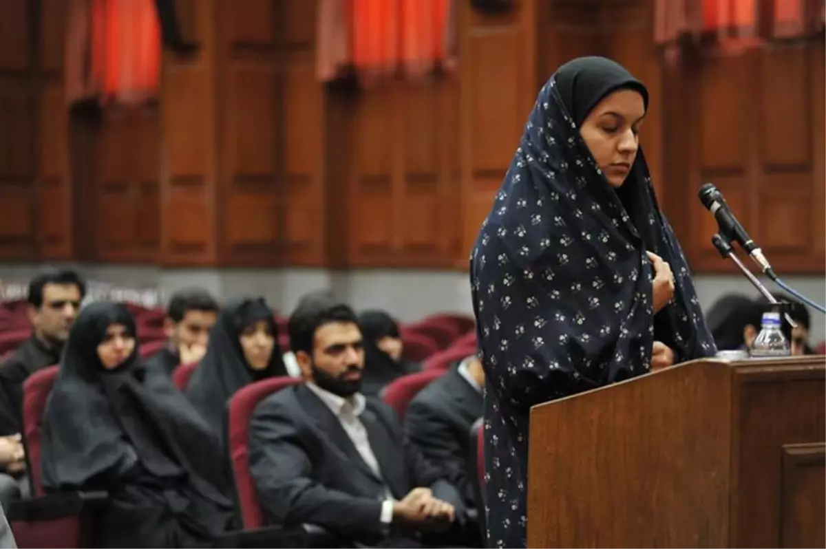 Reyhaneh Jabbari\'nin İdamı Ertelendi