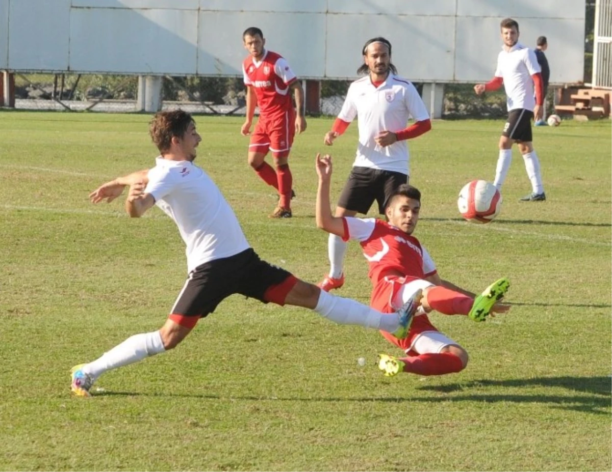 Samsunspor U21 ile Hazırlık Maçı Yaptı