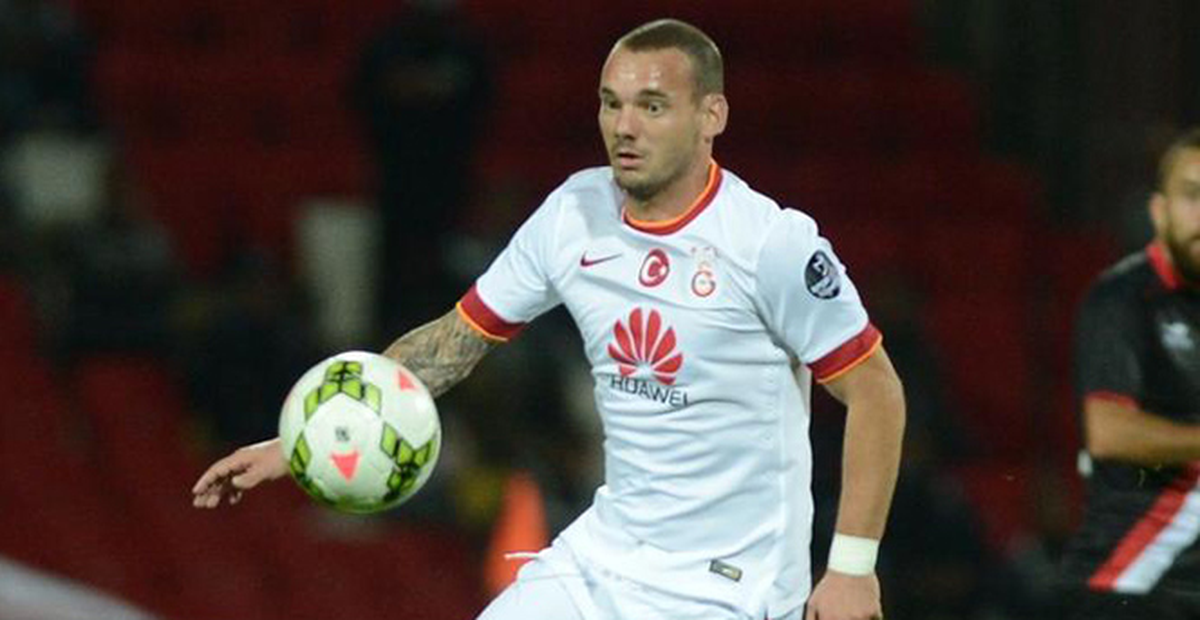 Sneijder: Manchester United'ı Reddettim