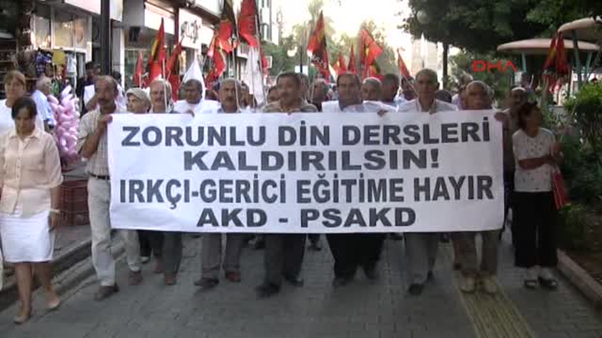 Tarsus Alevilerden Zorunlu Din Dersine Tepki