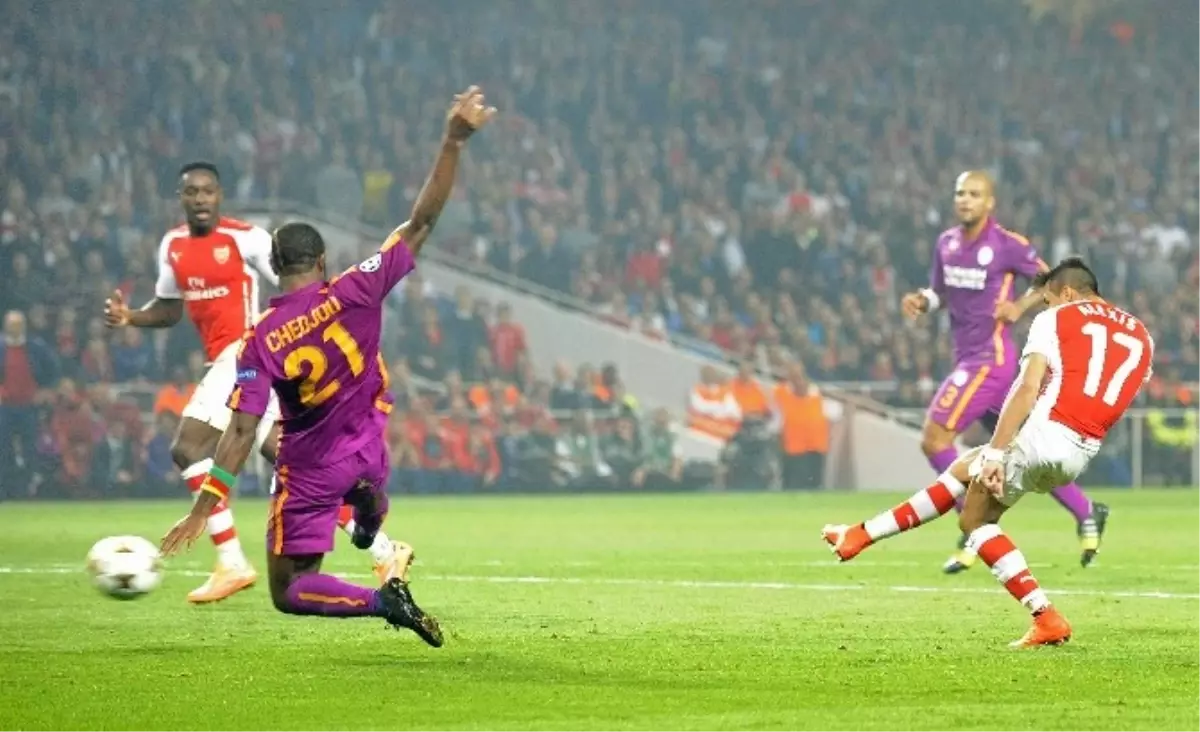 Galatasaray, Arsenal\'e 4-1 Yenildi