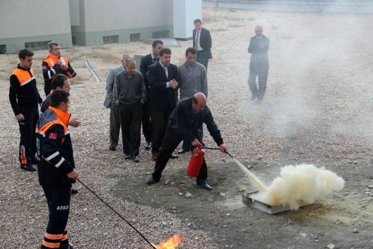 Afad\'dan Dmo Personeline Deprem, Çığ, Sel ve Yangın Eğitimi Verildi