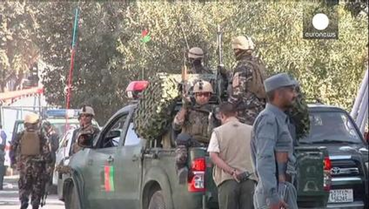 Afganistan\'da Taliban Saldırılarını Yoğunlaştırdı