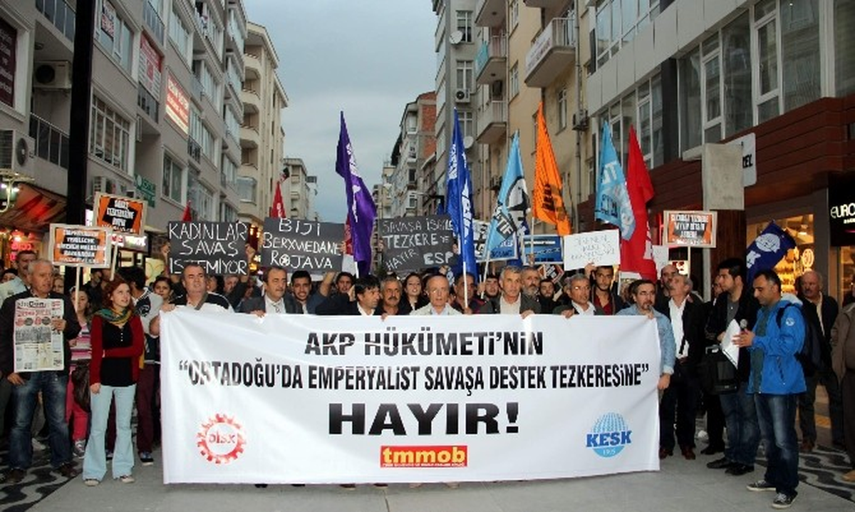 Askeri Tezkereye Hayır\' Yürüyüşü