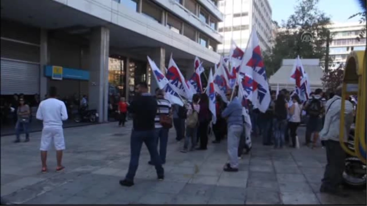 Atina\'da, Hükümetin Ekonomi Politikası Protesto Edildi