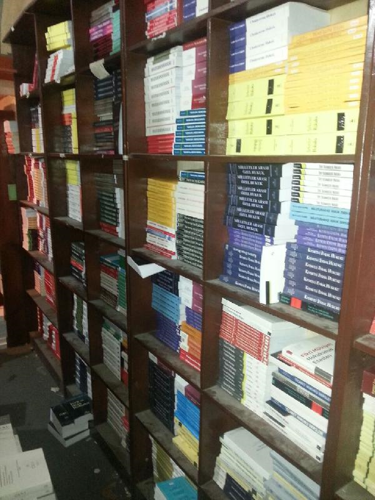 İstanbul\'da Korsan Kitap Operasyonu