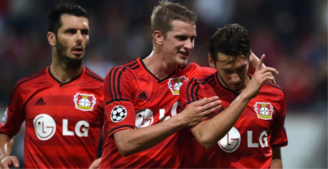 Bayer Leverkusen, Benfica\'yı 3-1 Yendi