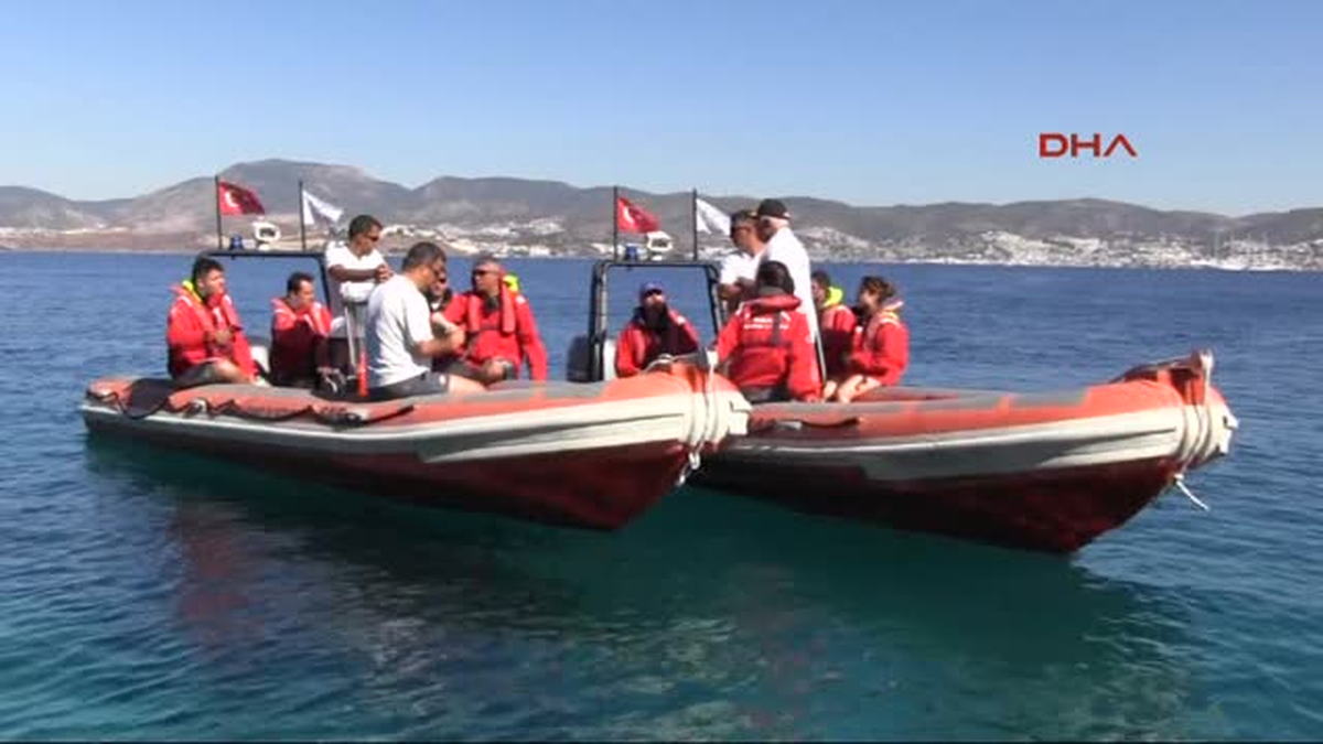 Bodrum\'da UMKE Ekiplerine Denizde Acil Müdahale Eğitimi