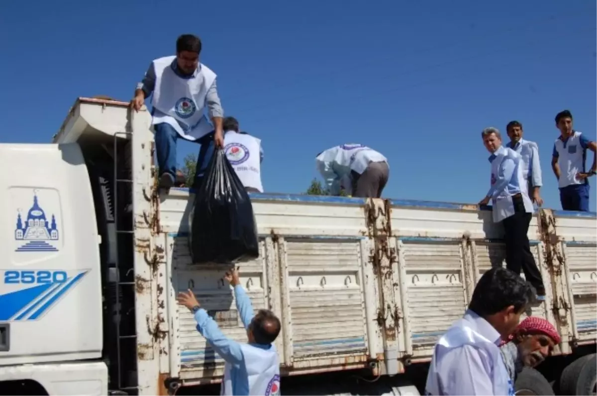 Eğitim-Bir-Sen\'den Kobani Halkına Yardım