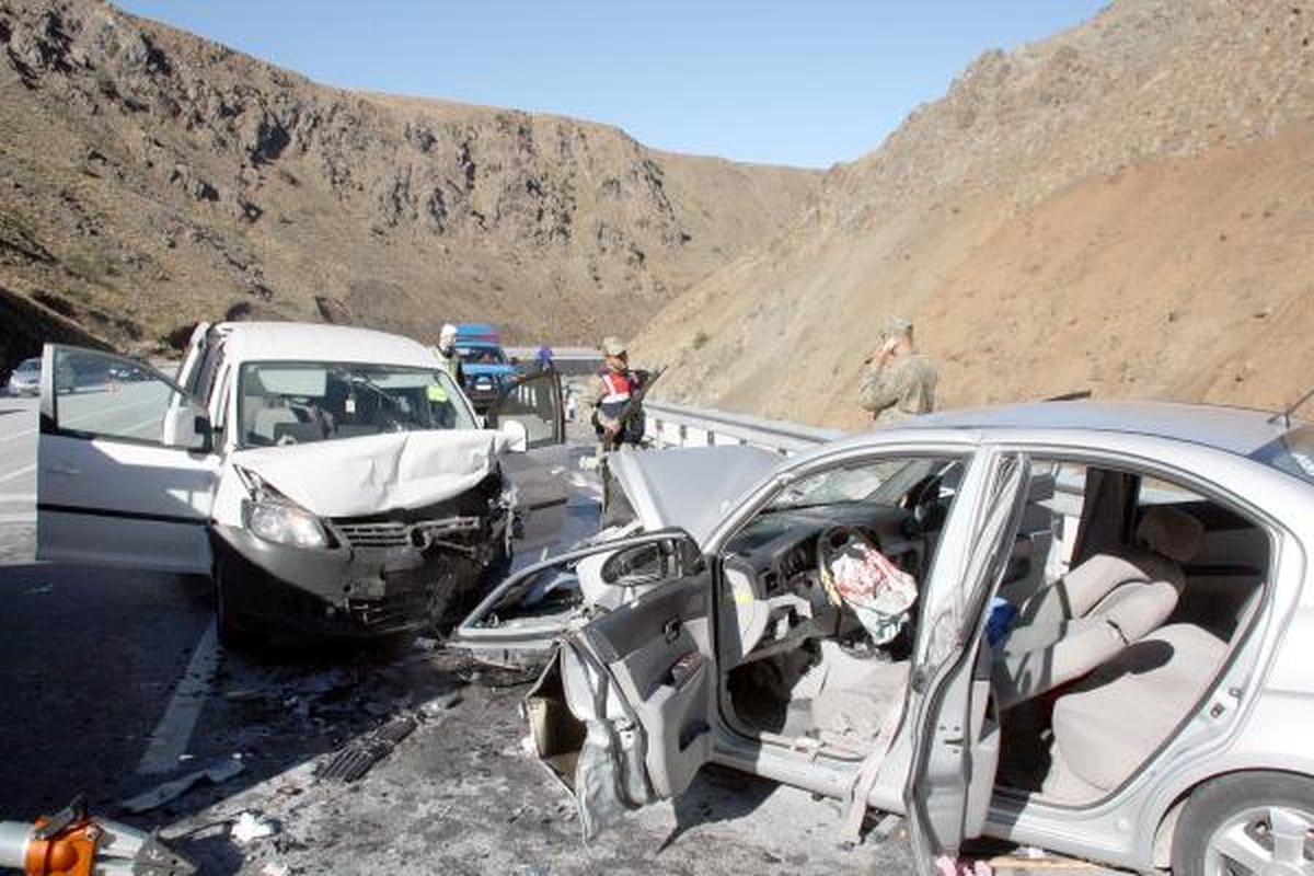 Erzincan\'da Kaza: 1 Ölü, 7 Yaralı