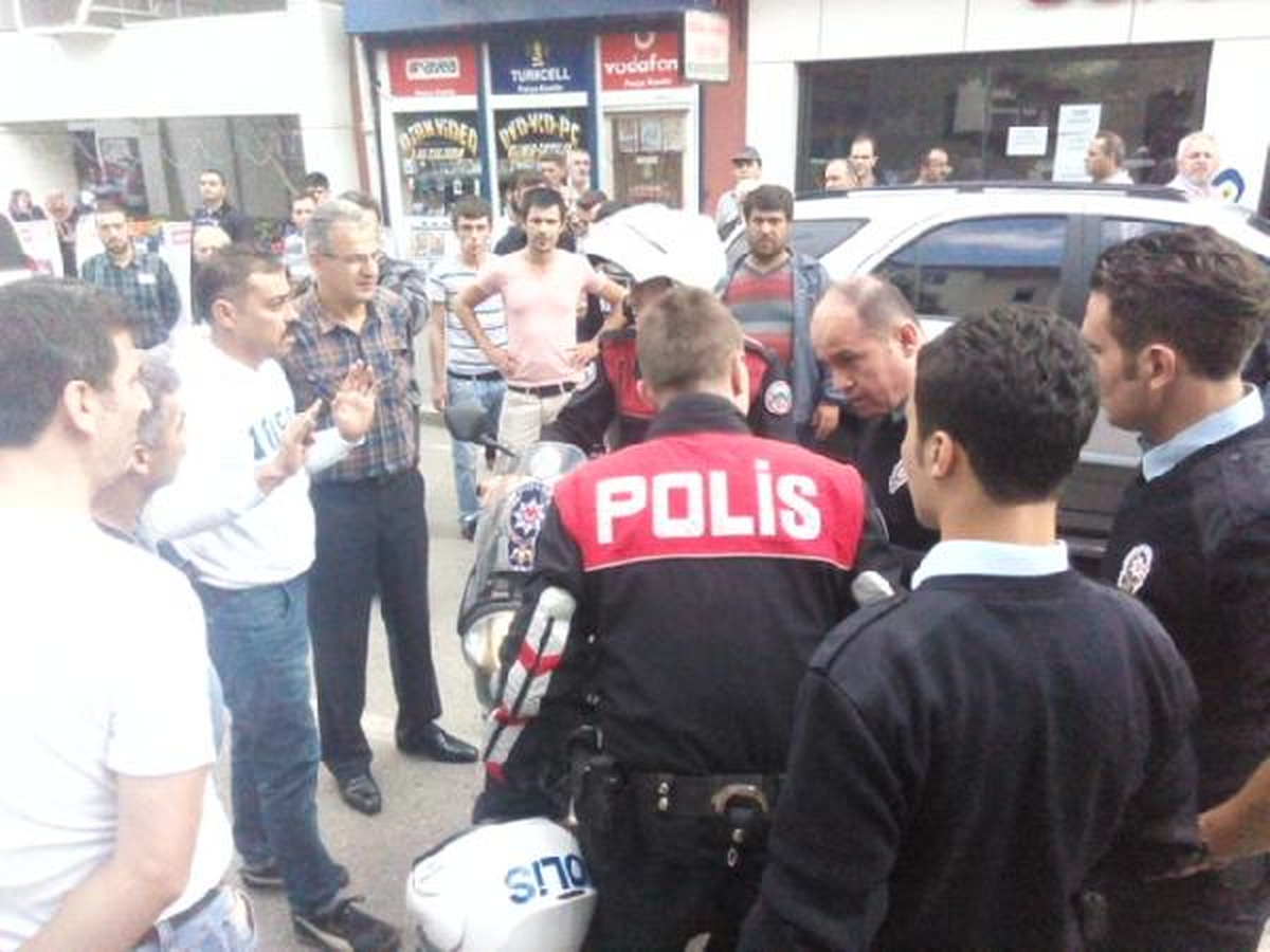 İstanbul\'dan Okul Servisi Çalan 2 Kişi Gölcük\'te Yakalandı