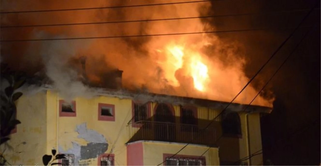 Karaman\'da Yangın: Anne ile 3 Çocuğu Öldü