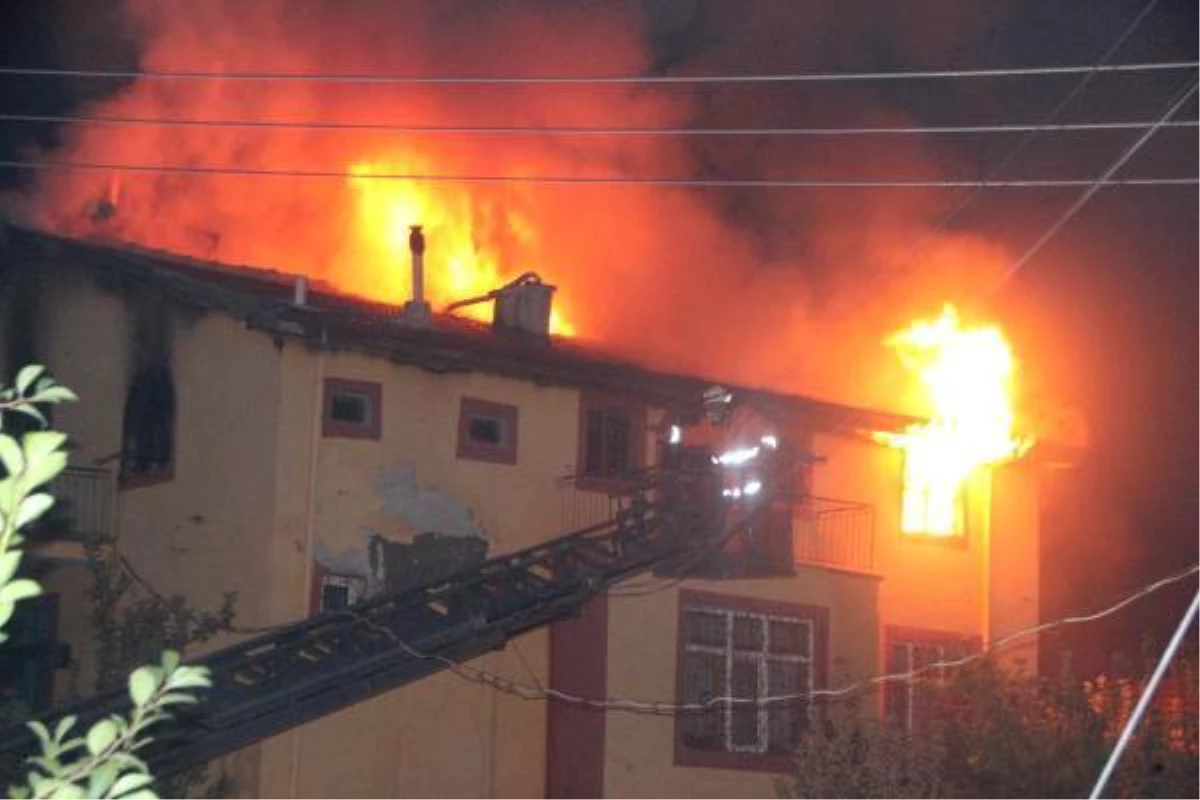 Karaman\'da Yangın Faciası: Anne ve 3 Çocuğu Öldü (3) - Yeniden