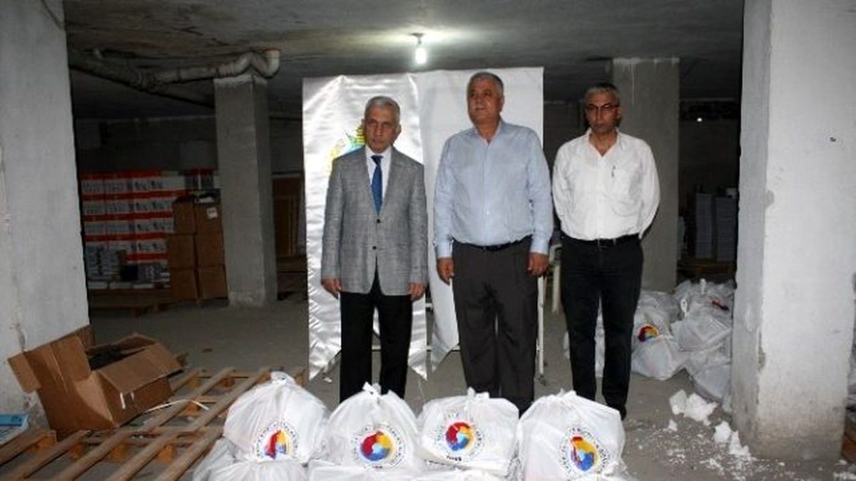 Kozan Ticaret Borsasından 4 Bin Öğrenciye Kırtasiye Yardımı