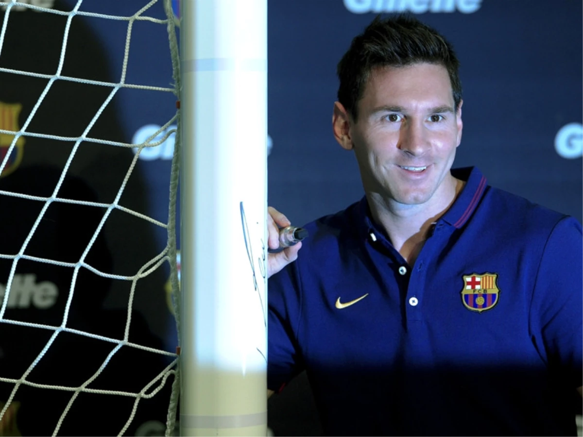 Lionel Messi: Ronaldo\'yla Yarış Halinde Değilim