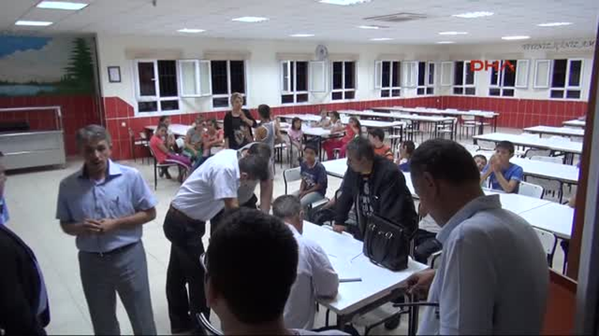 Osmaniye\'de 55 Öğrenci Hastanelik Oldu