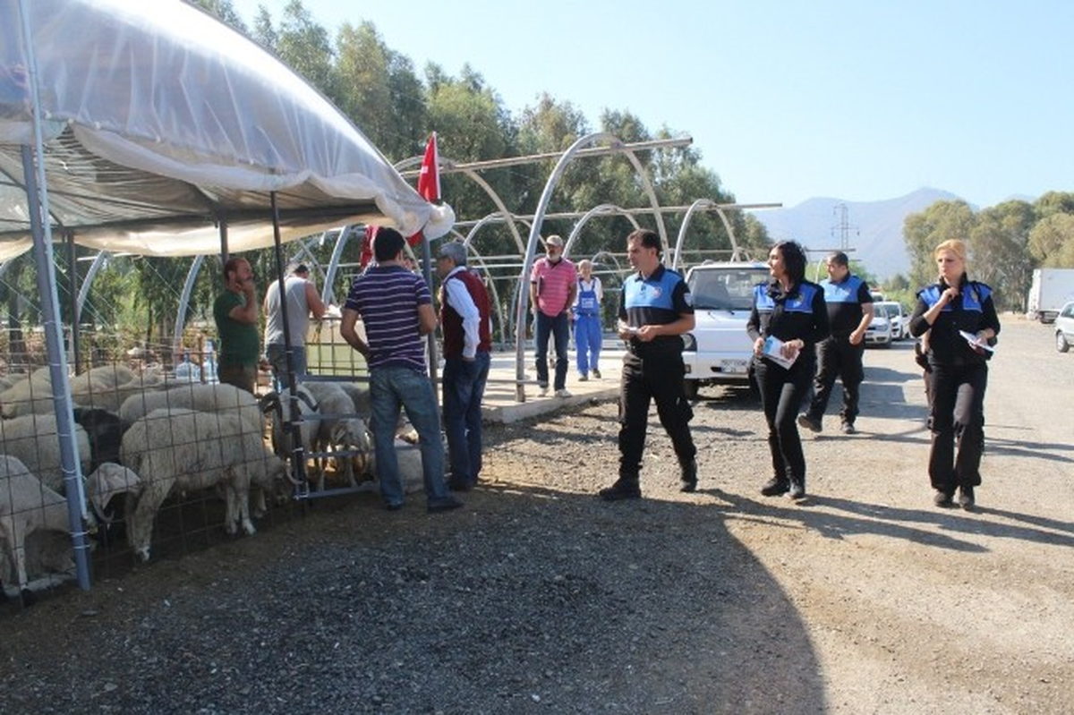Kurbanlıkları Satamayan Üreticilerden İlginç Sahte Para Yorumu Açıklaması