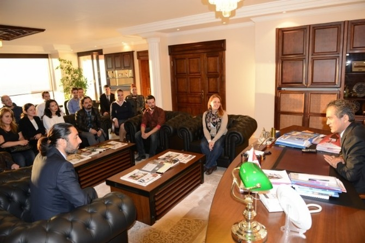 Özer\'den Akademik ve İdari Personele Teşekkür