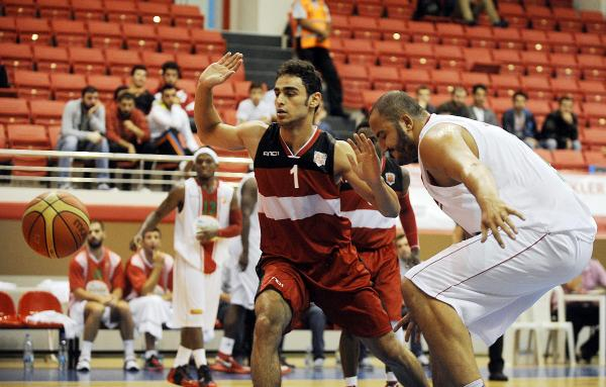 Pınar Karşıyaka, Eskişehir Basket\'i 78-70 Mağlup Etti