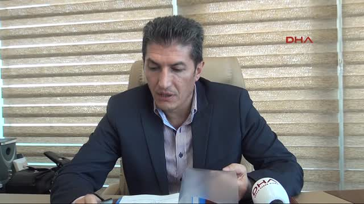Poşetli Dede\' Özel Araçla Alınıp Para Yatırmaya Gidiyormuş