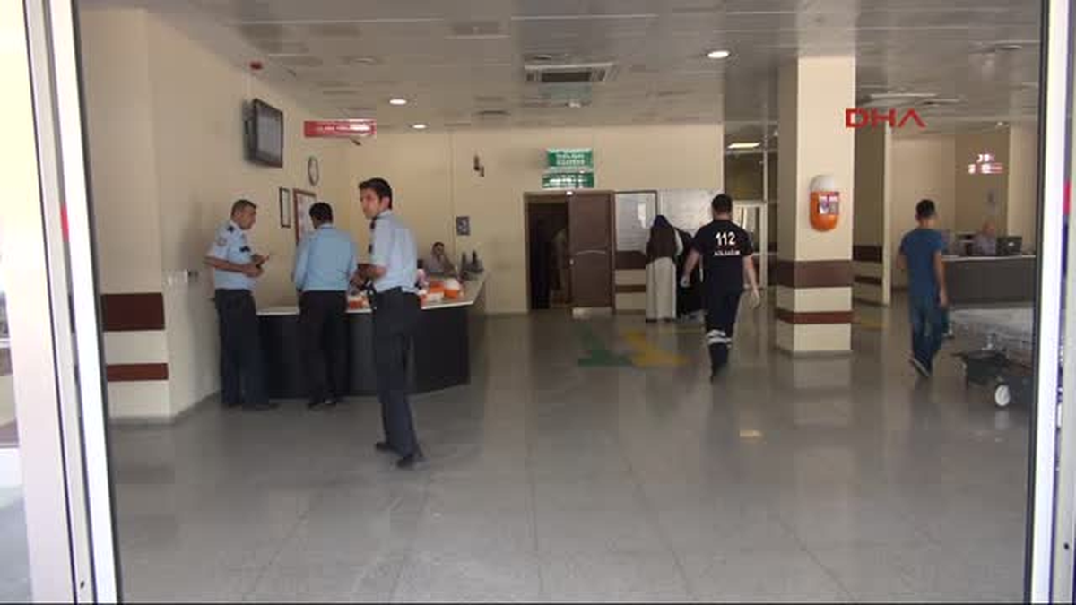 Şanlıurfa Kanalda Akıntıya Kapılan 2 Liseliyi Vatandaşlar Kurtardı