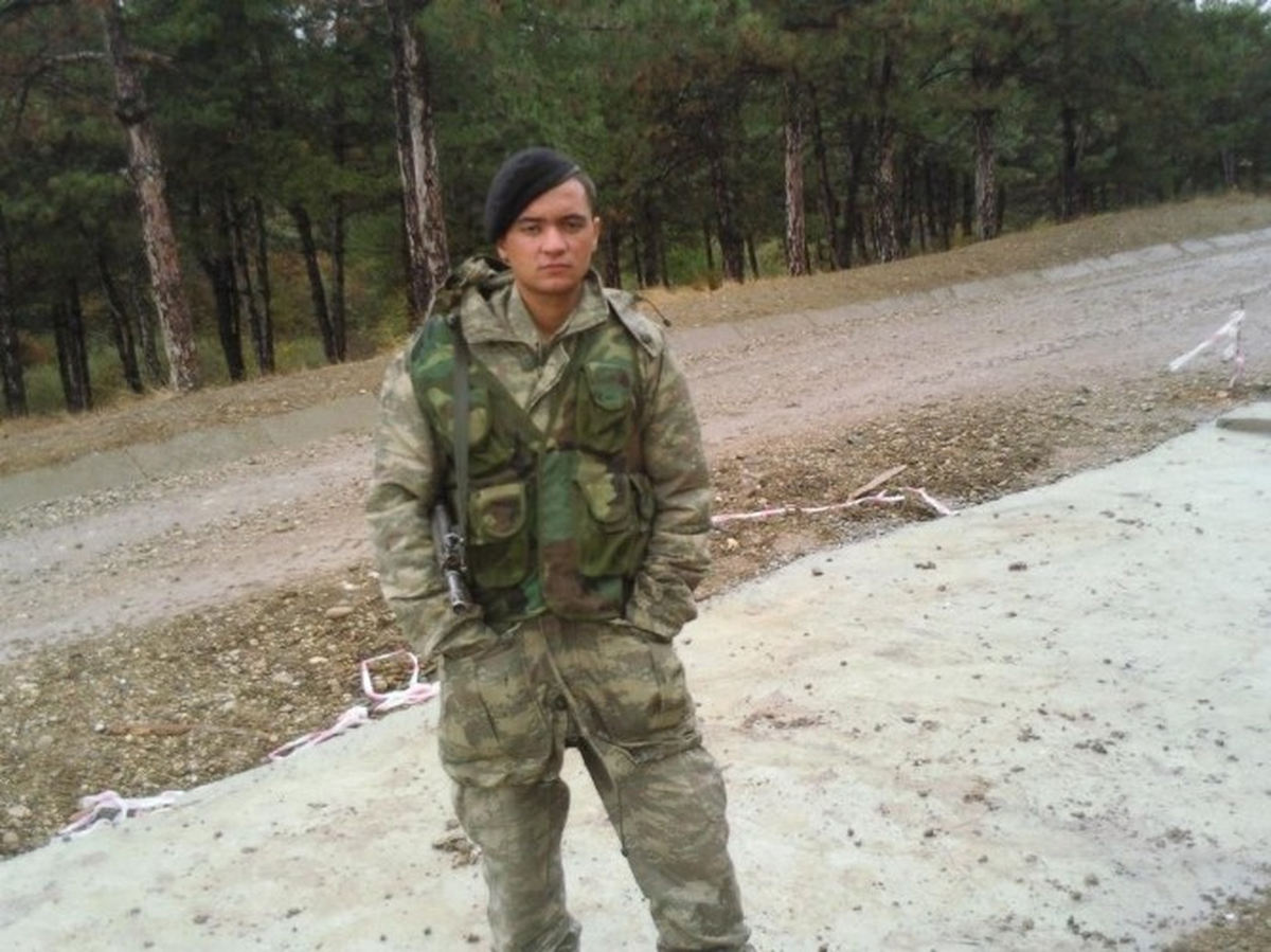 Silaj Makinesine Takılan Gencin Ayağı Koptu
