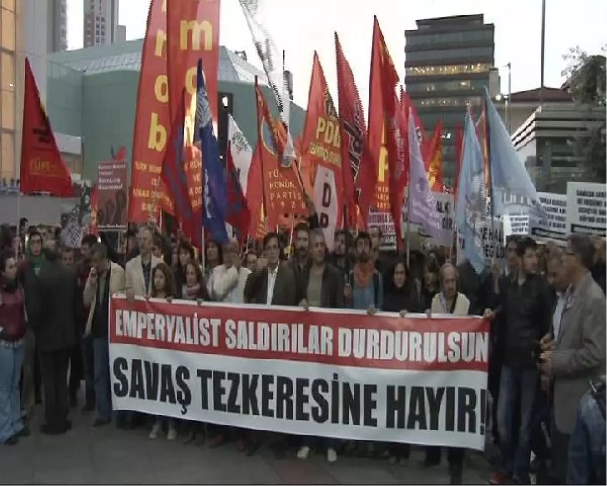 Şişli\'de "Tezkere" Protestosu