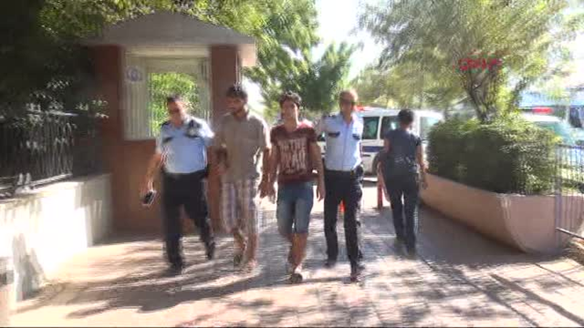 Suriyeli Gaspçılar Yalın Ayak Kaçamayınca Yakalandılar